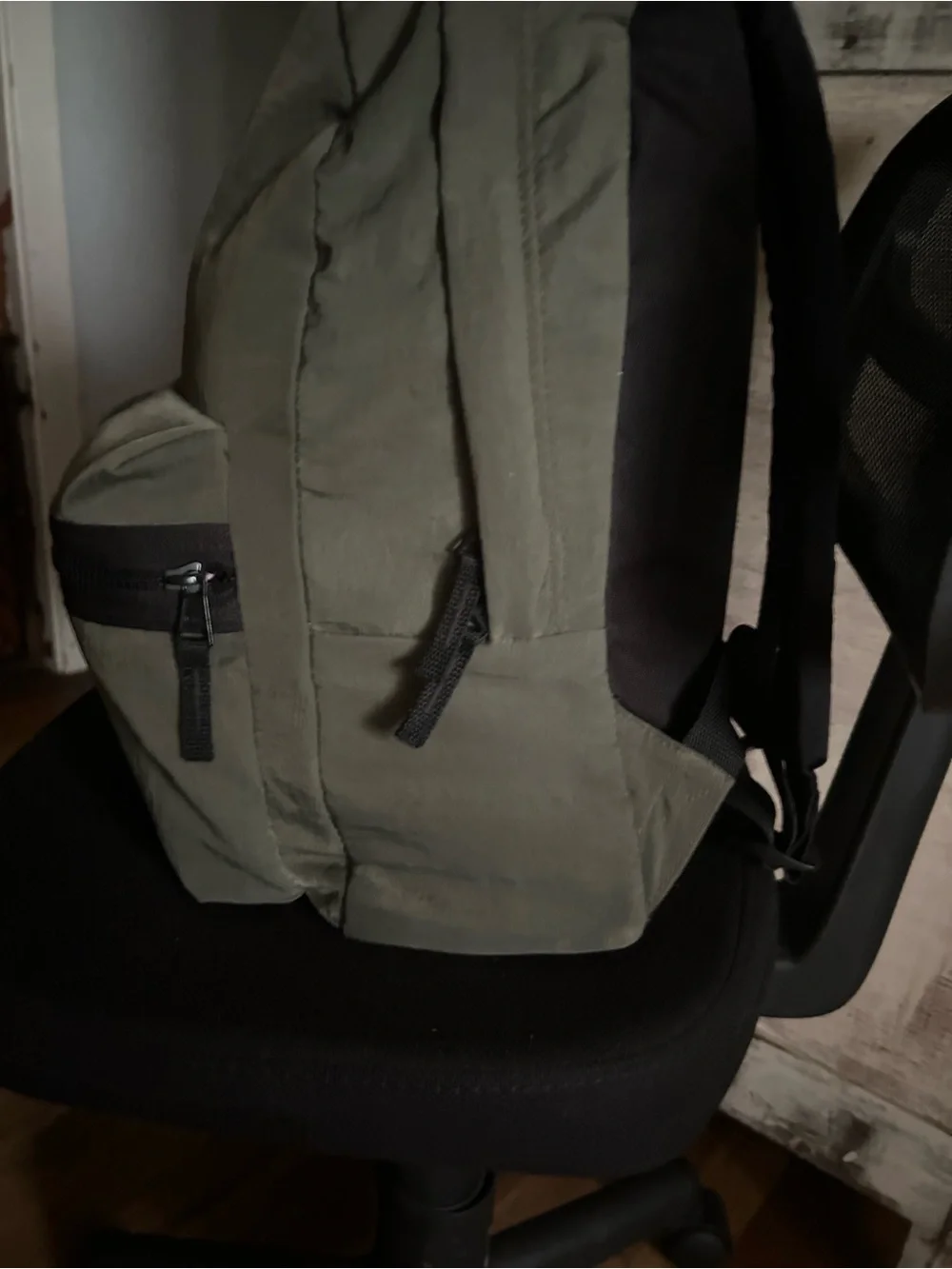 Vans Off The Wall double down backpack carried 2-3 times only EUC